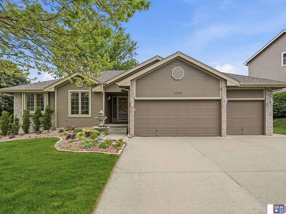 1st image of 21780 Ponderosa Dr