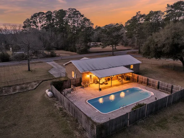 214 Cornet St, Moncks Corner, SC 29461