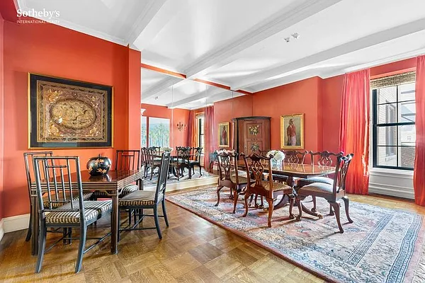 Sold by Sotheby's International Realty | media 16