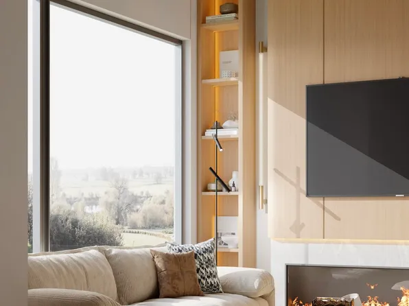 4730 Pandora St #1, Burnaby, BC V5C 2C3