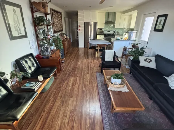 1254 Orkney Ln, Cardiff, CA 92007