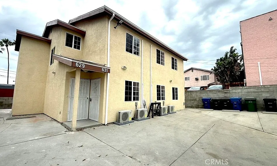 633 Imogen Ave