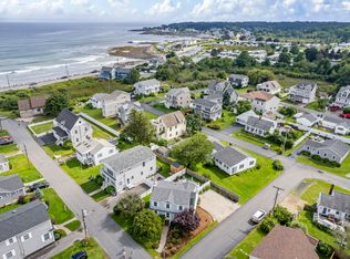 21 Bayview Ave, York, ME 03909