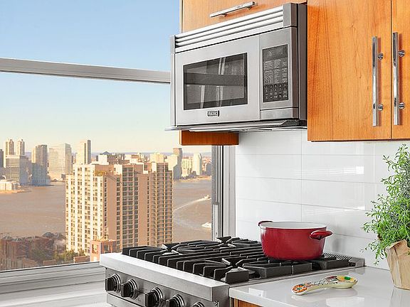 4th image of 88 Greenwich St APT 2901