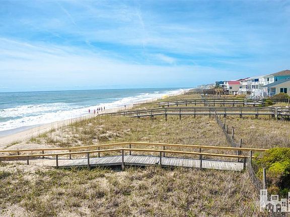 5th image of 929 S Fort Fisher Boulevard