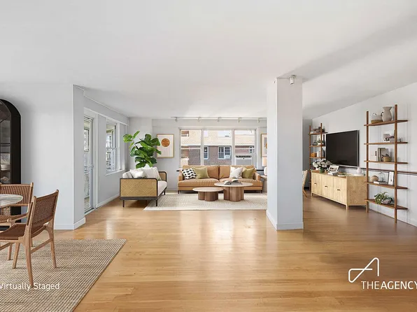 455 Franklin D Roosevelt Dr, New York, NY 10002