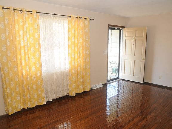 2nd image of 436 Anita Dr