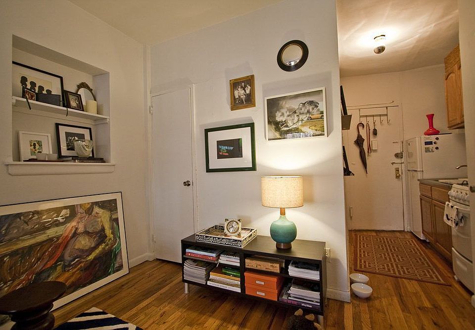 1st image of 317 W 21st St APT 3C