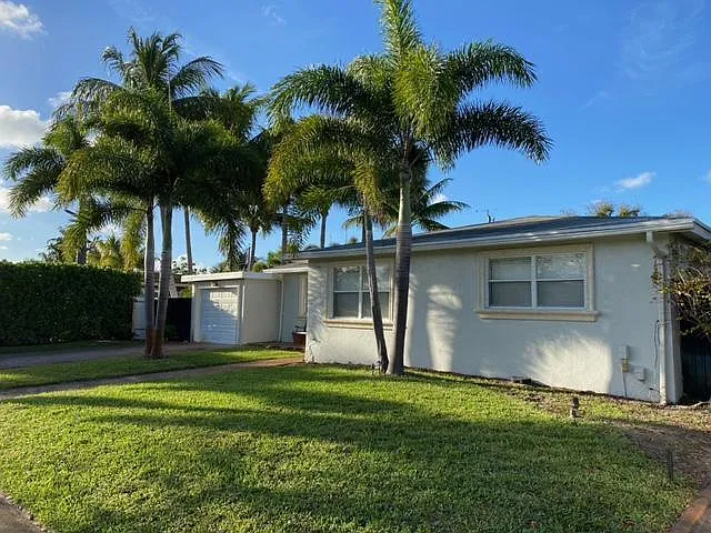 2545 Palm Rd — Photo 2