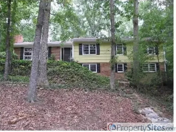 343 Burlage Cir #A, Chapel Hill, NC 27514