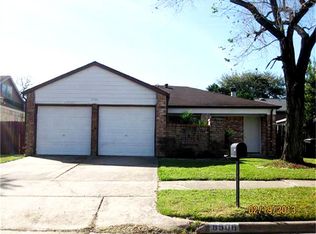 8906 Kindlewood Dr, Houston, TX 77099