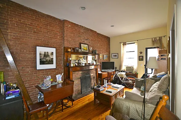 Rented by City Stop Realty | media 1