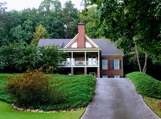 1060 Ven Villa Rd, Marietta, GA 30062