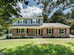 209 Molineux Ln, Coatesville, PA 19320