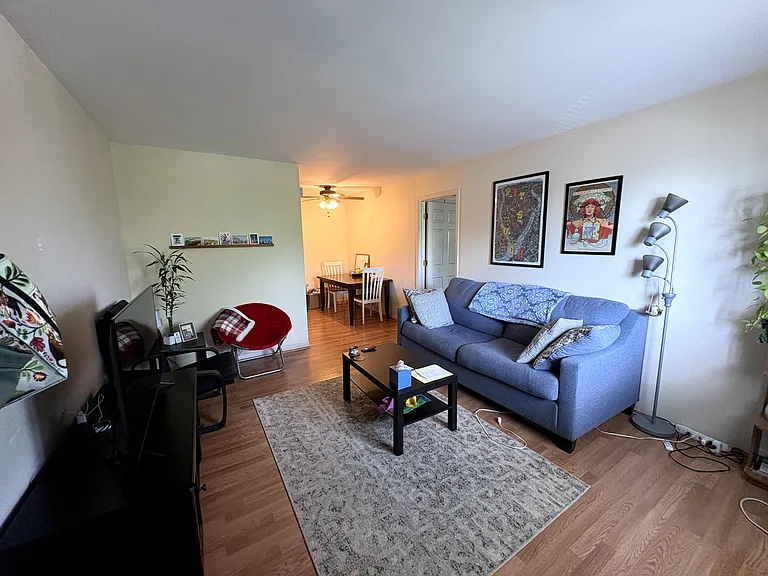 2134 Fairfax Ave #C12 — Photo 5