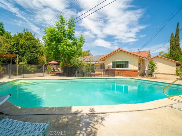 702 E Cumberland Rd, Orange, CA 92865