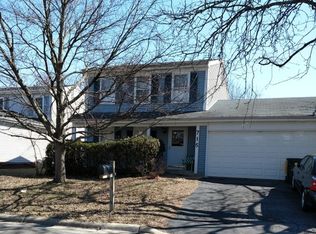 715 Shining Waters Dr, Carol Stream, IL 60188