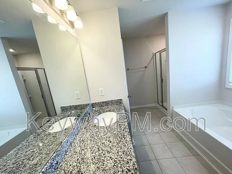 4136 Thimbleberry Dr — Photo 14