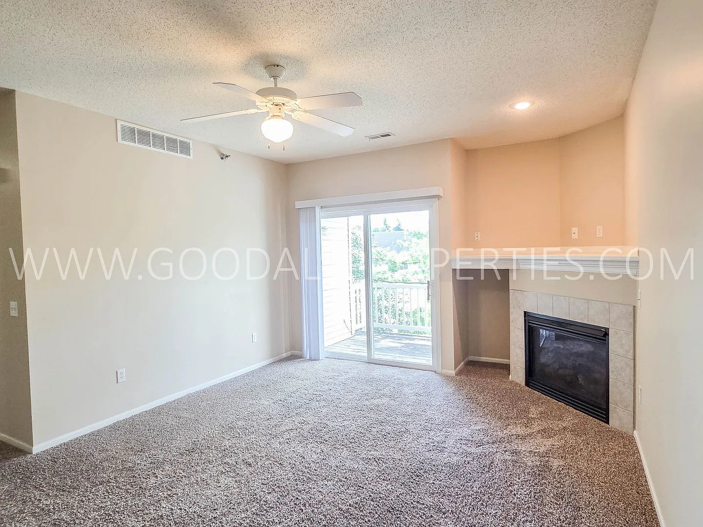 3-Bedroom, 2-Bath Low-Maintenance Waukee Condo with Garage — Photo 2