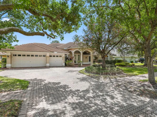 2554 SW Mayacoo Way, Palm City, FL 34990