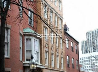 11 Temple St APT 7, Boston, MA 02114