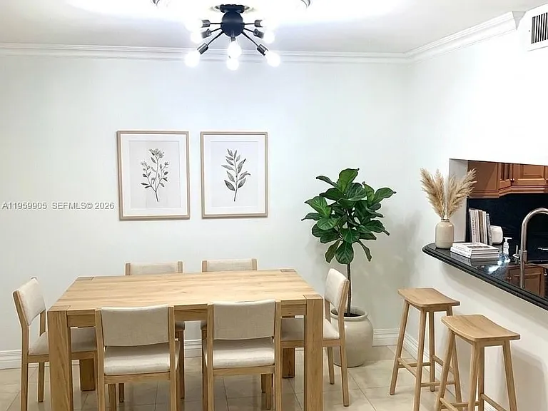555 NE 15th St #26G — Photo 7