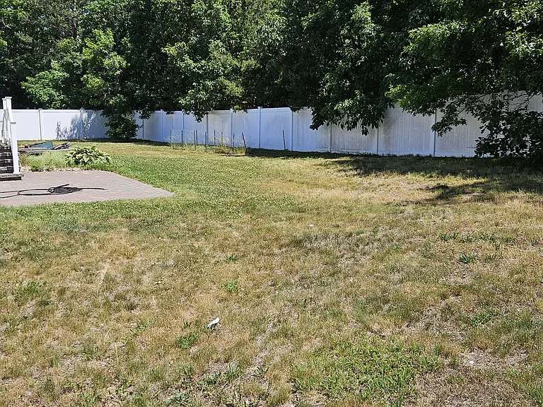 44 Imperial Pl — Photo 16