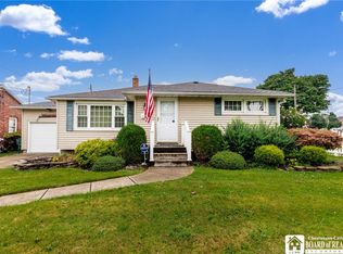 3 Warner Rd, Depew, NY 14043