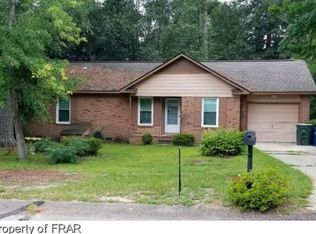 908 Winterberry Dr, Fayetteville, NC 28314