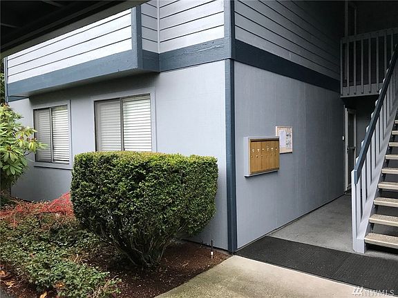 2nd image of 103 Rockwell Ave #31