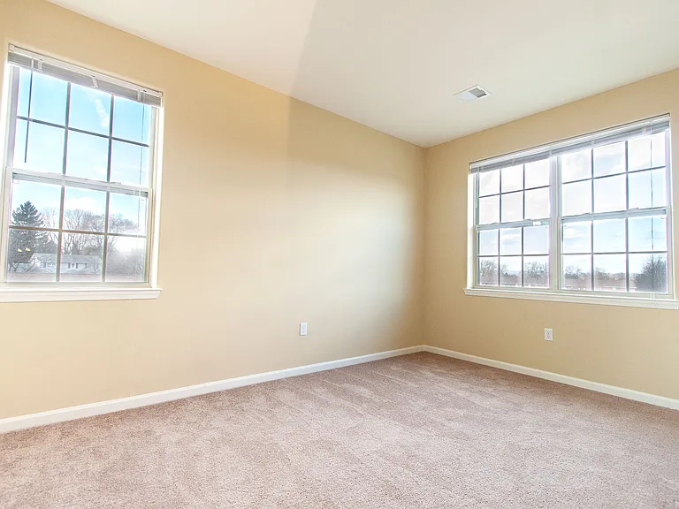 East Hills Townhomes at Bethlehem — Photo 14