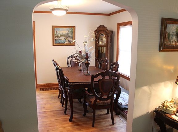 5th image of 3112 Sunnyside Ave