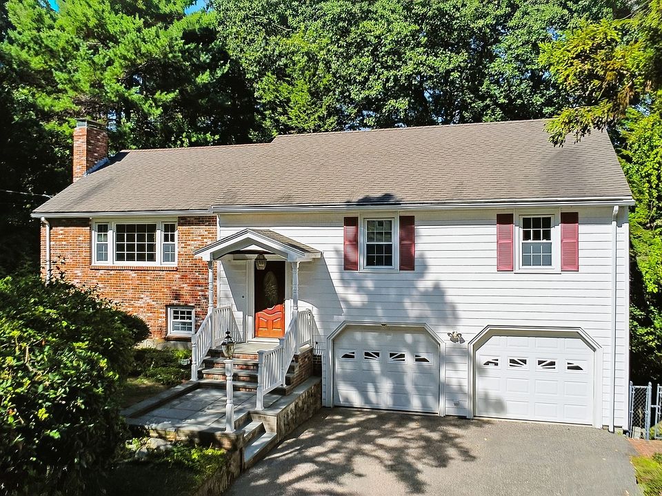 1st image of 110 Thornberry Rd