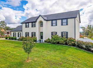 286 Lake Forest Dr, Somerset, KY