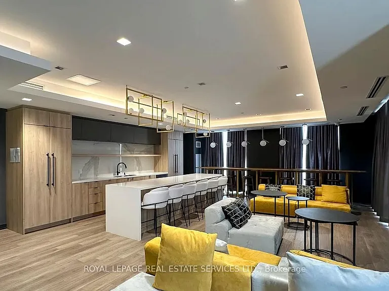 1010 Dundas St E #317 — Photo 13