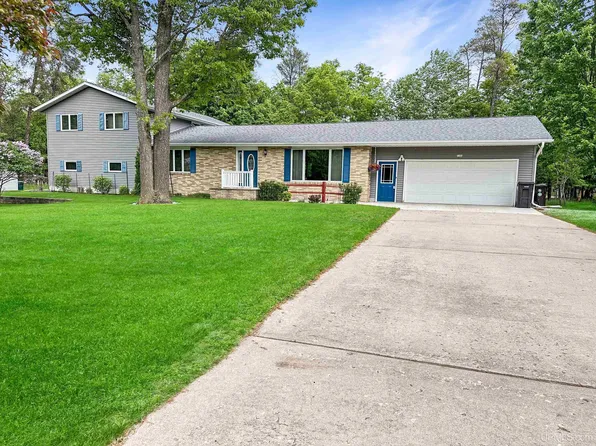 7580 N Bluff Dr #.5, Gladstone, MI 49837