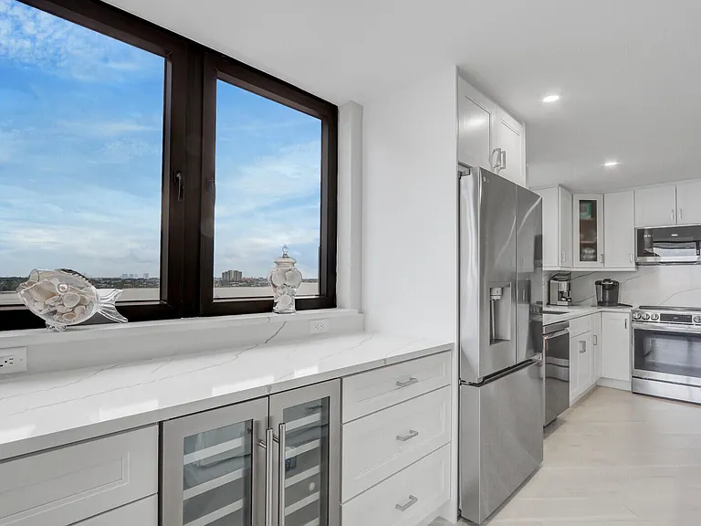 5380 N Ocean Dr #9A — Photo 12