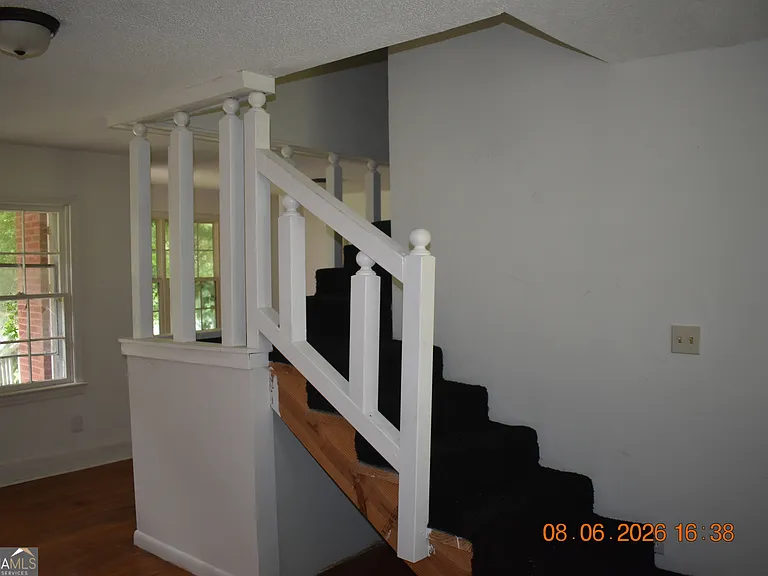 4830 Wilson Rd — Photo 32