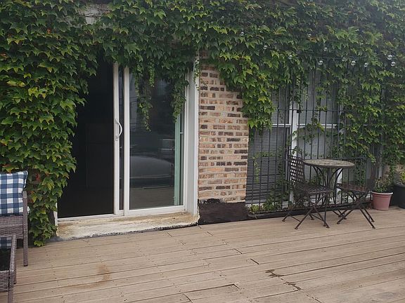 2nd image of 2027 W North Ave #2C