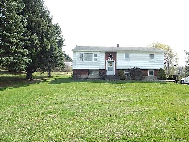 1st image of 17 Apple Blossom Ln