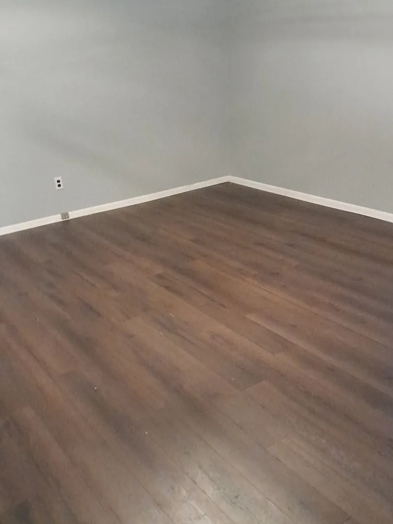 2 bed, 1054 sqft, $1,900 — Photo 2