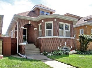 6319 W Holbrook St, Chicago, IL 60646