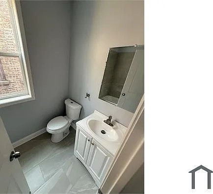 6433 S Vernon Ave #2 — Photo 5