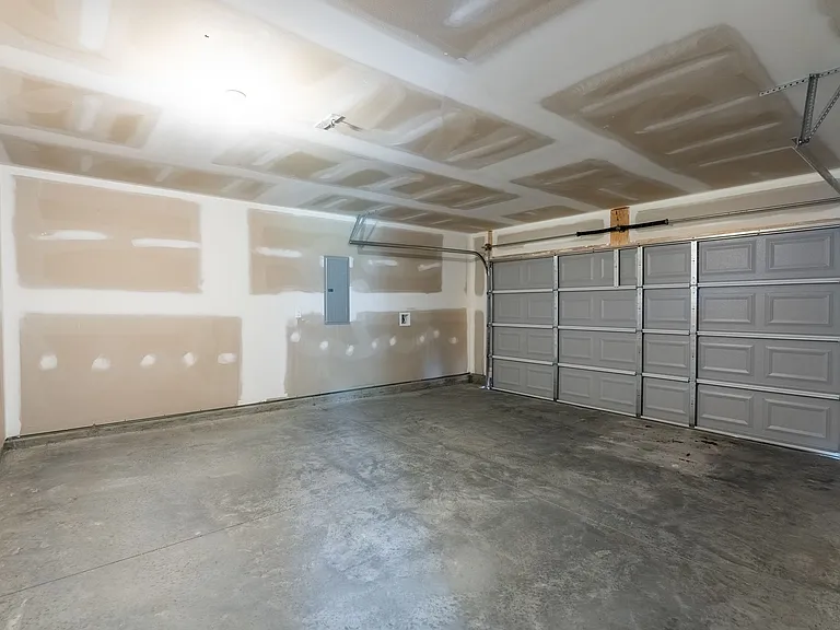105 Cottage Way — Photo 11