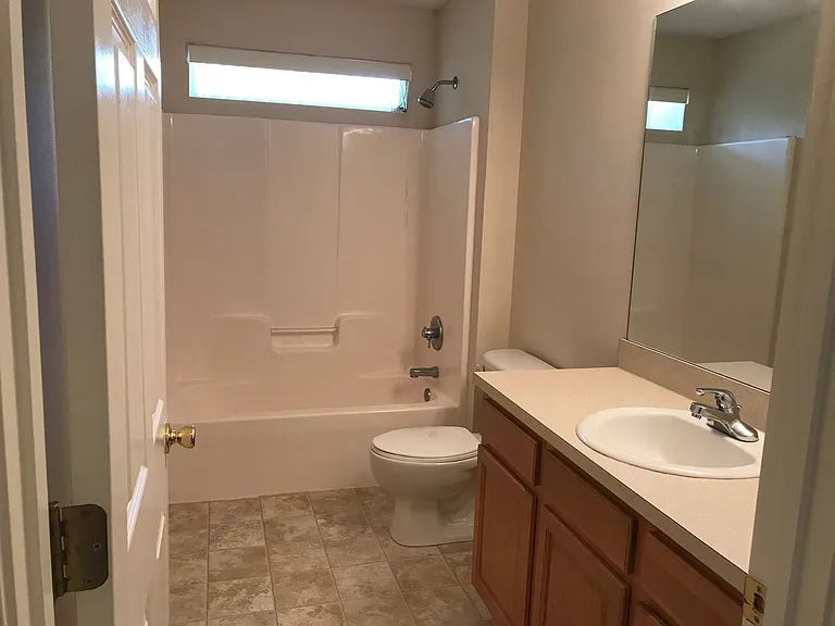 2642 Hidden Creek Dr — Photo 26