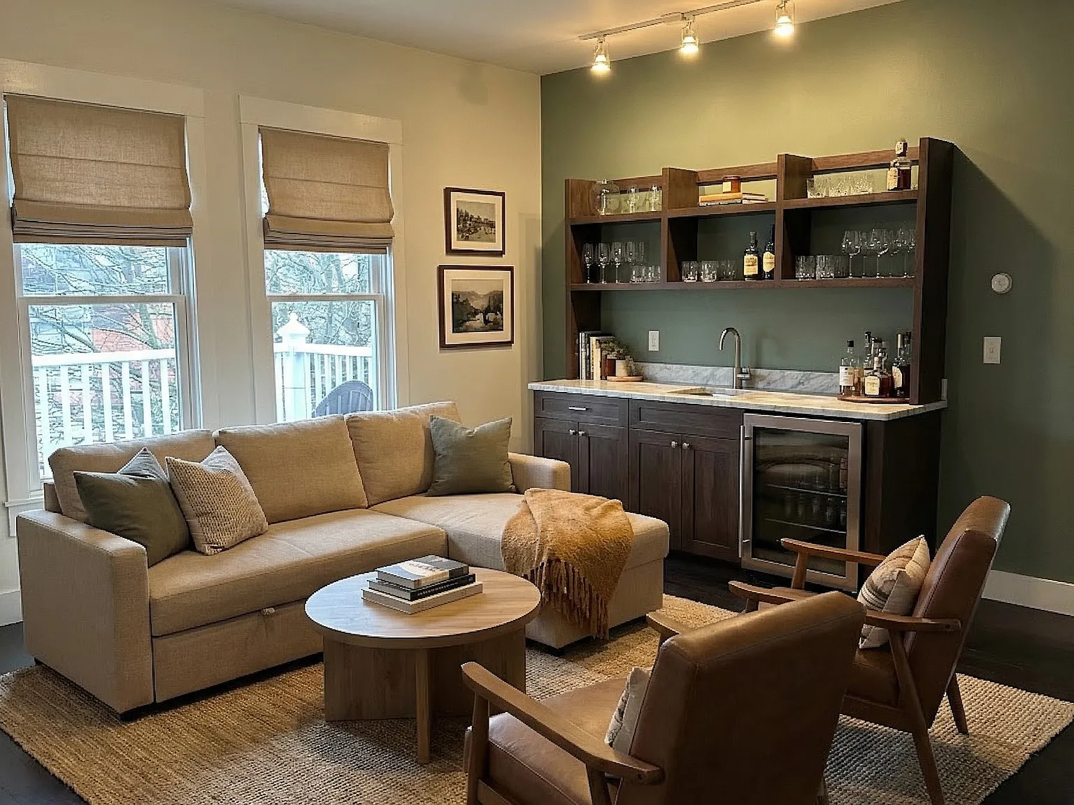 2 bed, 619 sqft, $2,965 — Photo 2