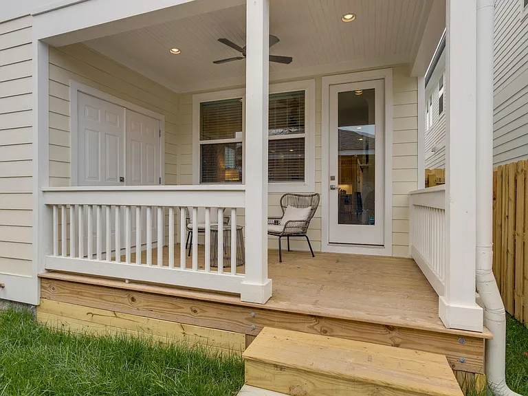 6108 California Ave — Photo 37
