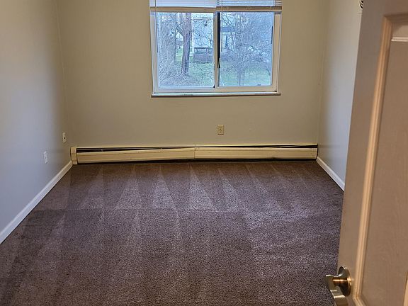 5th image of 1813 Mears Ave #10