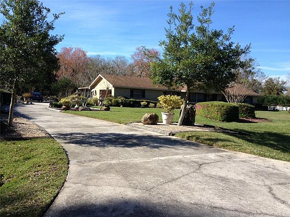 3rd image of 5233 Brook Way