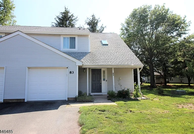 83 Winchester Way — Photo 1